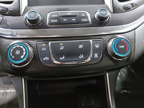 Used 2016 Chevrolet Impala LS FWD image 28