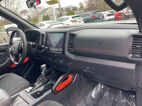 Certified 2023 Nissan Frontier PRO-4X AWD/4WD image 13