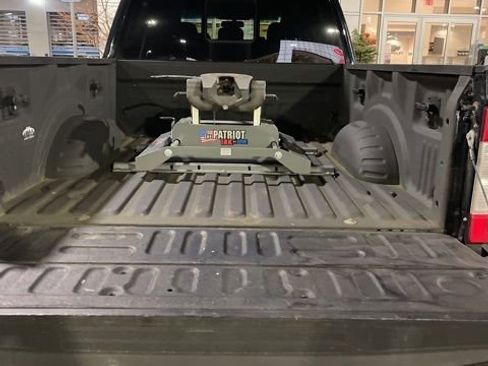 Used 2017 Ford F250 Lariat w/ Lariat Value Package image 7