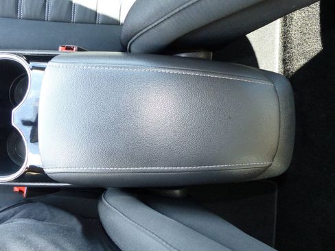 Used 2016 Ford Fusion SE FWD image 53