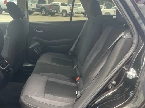 Used 2024 Subaru Outback Premium AWD/4WD image 31