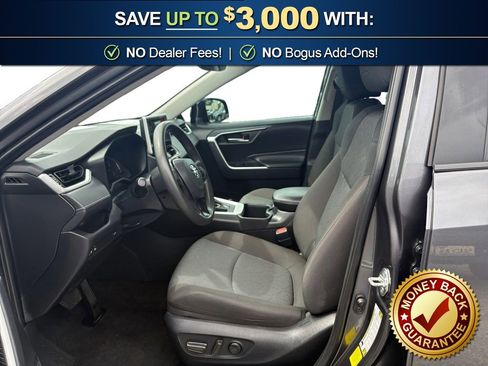 Used 2023 Toyota RAV4 XLE w/ Convenience Package FWD image 14