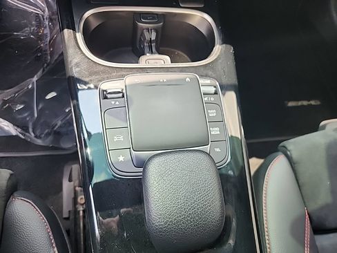 Used 2023 Mercedes-Benz CLA 250 4MATIC image 20