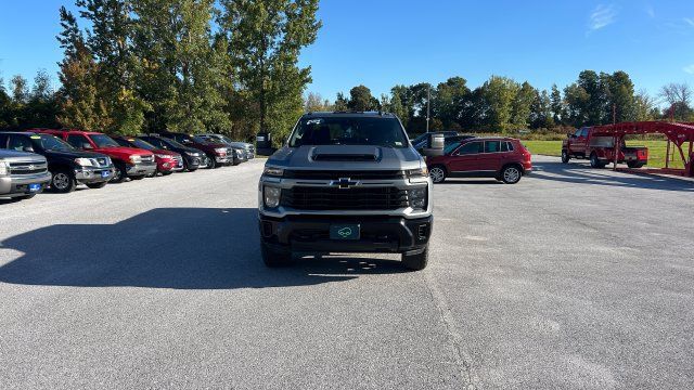 Used 2024 Chevrolet Silverado 2500 Custom w/ Custom Convenience Package AWD/4WD image 9