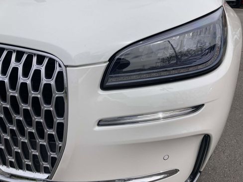 New 2026 Lincoln Corsair Premiere image 11