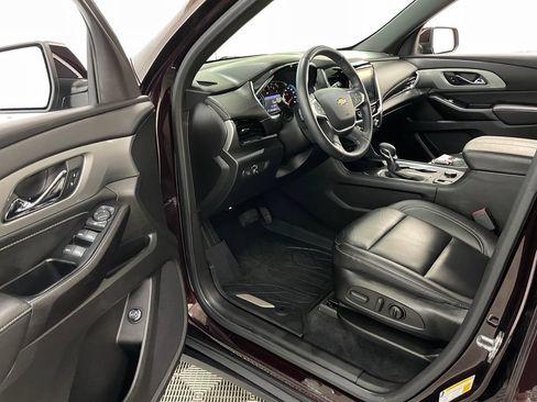 Certified 2023 Chevrolet Traverse LT w/ LPO, Floor Liner Package AWD/4WD image 23