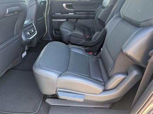 New 2026 Ford Expedition Max Platinum image 7