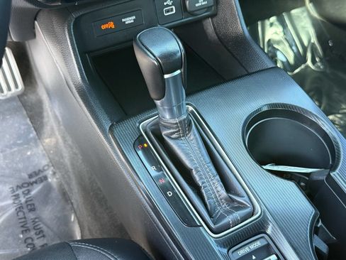 Used 2024 Honda Civic Sport image 25