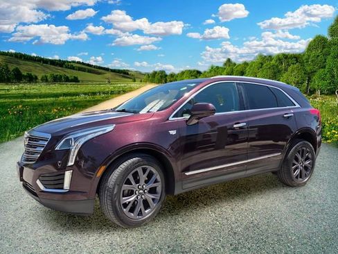 Used 2018 Cadillac XT5 Luxury AWD/4WD image 3
