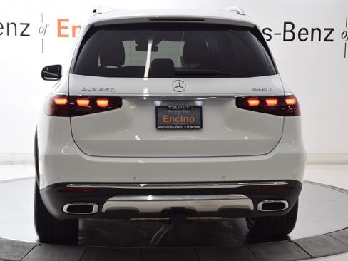 Certified 2026 Mercedes-Benz GLS 450 4MATIC image 5