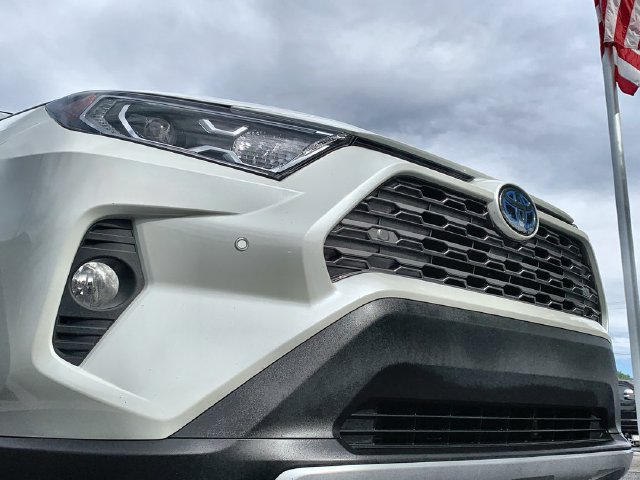 Used 2021 Toyota RAV4 Limited w/ Limited Grade Weather Package AWD/4WD image 45