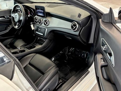 Certified 2019 Mercedes-Benz CLA 250 image 33