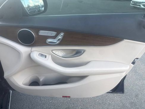 Used 2021 Mercedes-Benz C 300 4MATIC Sedan image 33