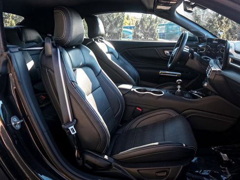 Used 2024 Ford Mustang GT Premium image 32