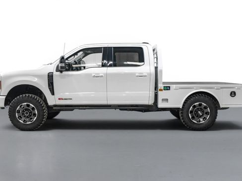Used 2024 Ford F250 Lariat w/ Lariat Ultimate Package AWD/4WD image 9
