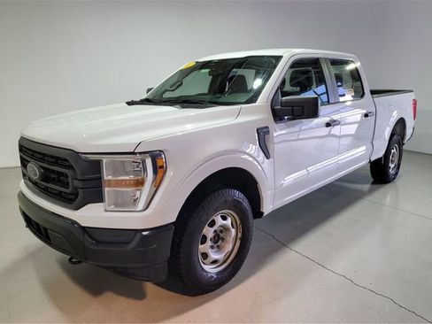 Used 2022 Ford F150 XL w/ Trailer Tow Package image 12