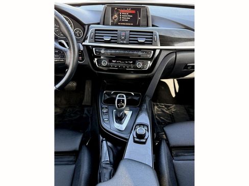 Used 2017 BMW 330i Sedan image 15