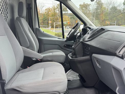 Used 2018 Ford Transit 250 148 Medium Roof image 9