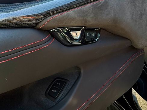 Used 2024 Chevrolet Corvette Z06 w/ Stealth Interior Trim Package image 17