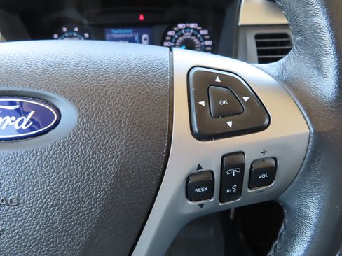 Used 2013 Ford Flex SE FWD image 22