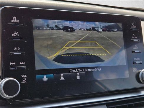 Used 2019 Honda Accord Sport image 11