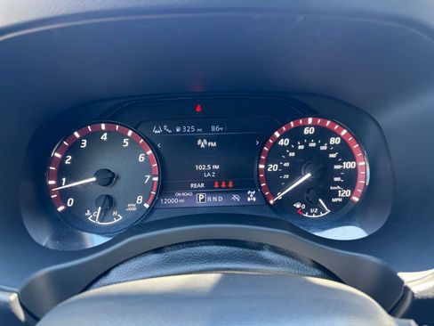 Used 2026 Nissan Frontier PRO-4X AWD/4WD image 40