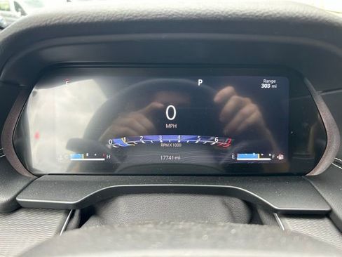 Certified 2023 Jeep Grand Cherokee L Laredo image 2