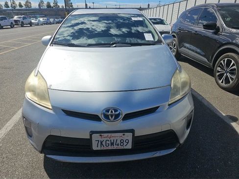 Used 2012 Toyota Prius Two image 2