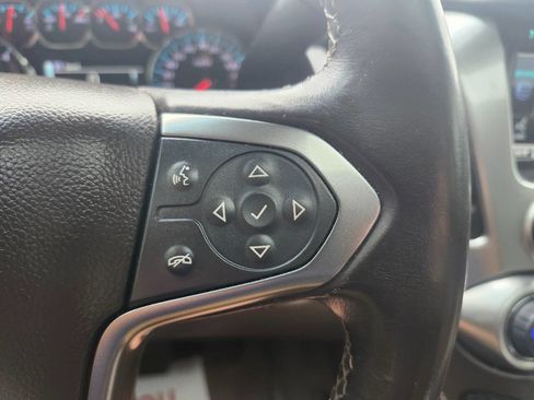 Used 2015 Chevrolet Suburban LT image 26