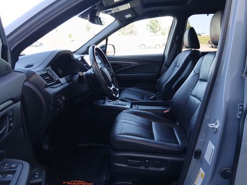 Used 2022 Honda Passport TrailSport image 8