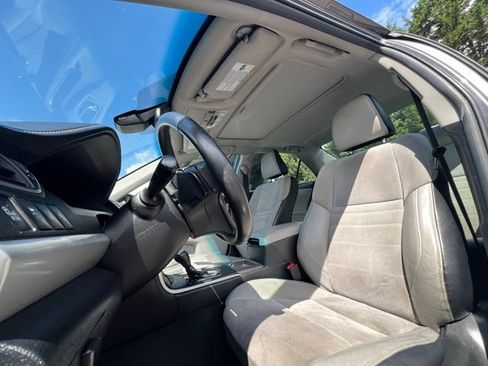Used 2017 Toyota Camry XSE FWD image 16