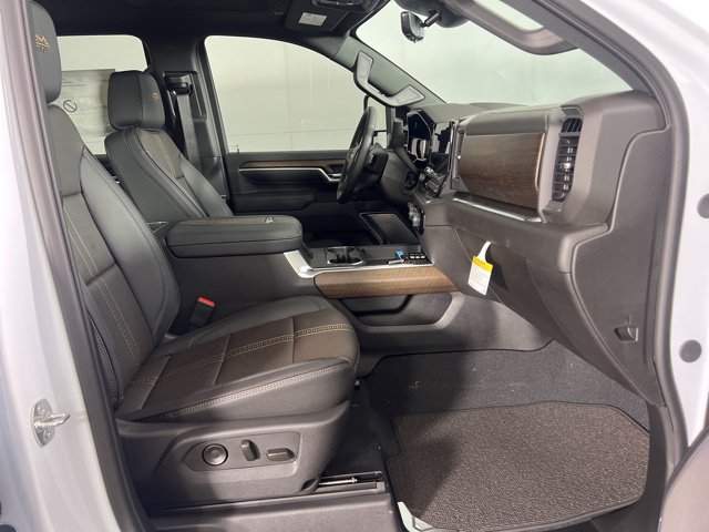 New 2026 Chevrolet Silverado 2500 High Country w/ Technology Package AWD/4WD image 12