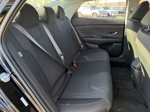 New 2026 Hyundai Elantra SE image 23