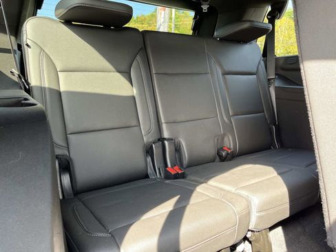 Used 2021 Chevrolet Tahoe LT w/ Rear Media and Nav Package image 21