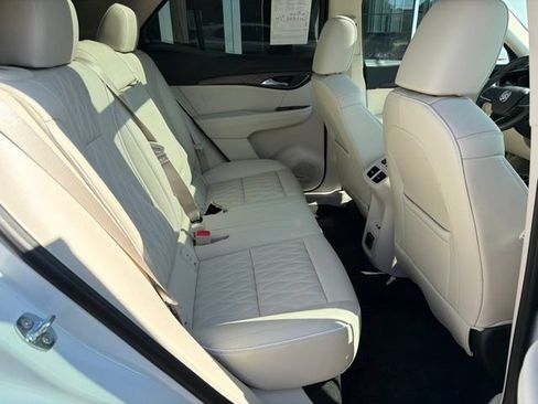 Certified 2023 Buick Envision Avenir AWD/4WD image 20