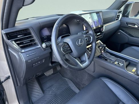 Used 2024 Lexus GX 550 AWD/4WD image 41