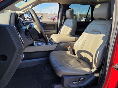 Certified 2018 Ford Expedition Limited w/ Equipment Group 301A image 8