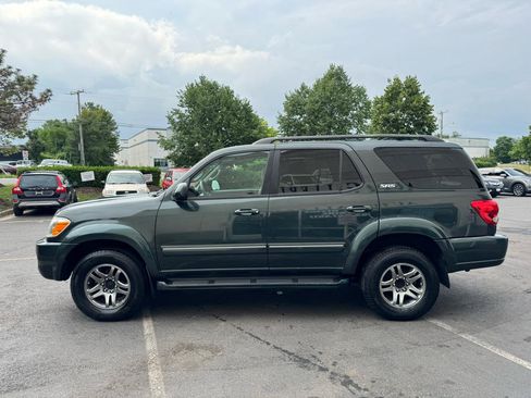 Used 2007 Toyota Sequoia SR5 AWD/4WD image 23