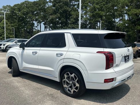 Used 2021 Hyundai Palisade Calligraphy FWD image 4