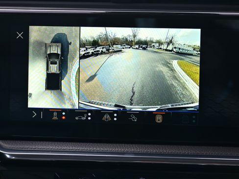 Used 2024 GMC Sierra 3500 Denali w/ Denali Reserve Package image 18