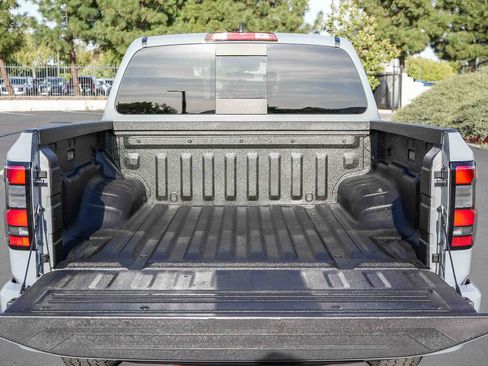 Used 2024 Nissan Frontier PRO-4X w/ Off-Road Protection Package AWD/4WD image 30