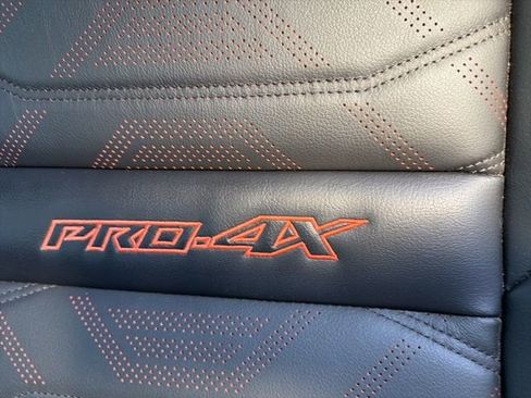 Used 2025 Nissan Frontier PRO-4X w/ Pro Premium Package image 10