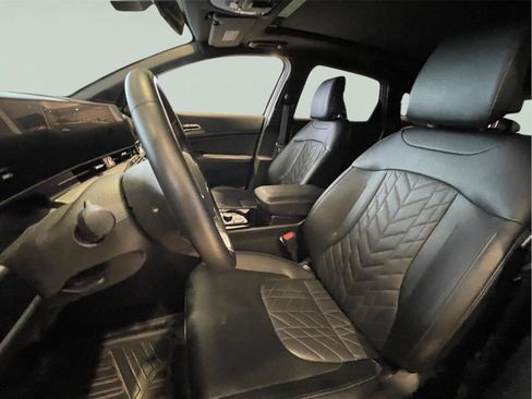 Used 2024 Kia Sportage X-Line w/ X-Line Premium Package image 13