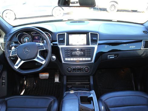 Used 2015 Mercedes-Benz GL 63 AMG 4MATIC image 15