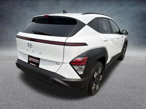 Used 2024 Hyundai Kona SEL AWD/4WD image 7