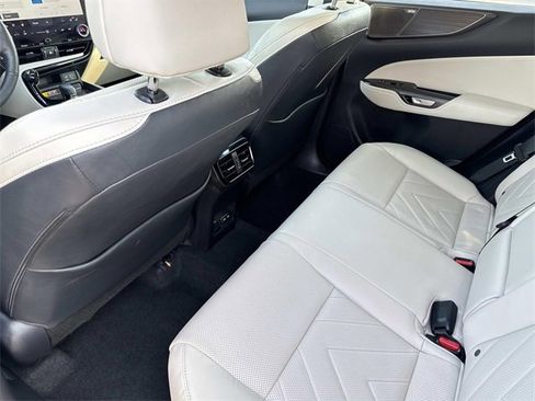 Certified 2025 Lexus NX 350 AWD w/ Luxury Package image 14