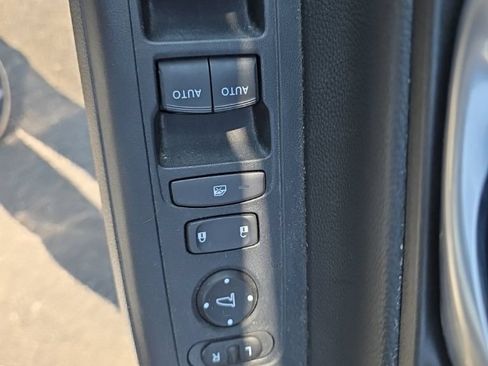 Used 2024 Honda CR-V EX image 12