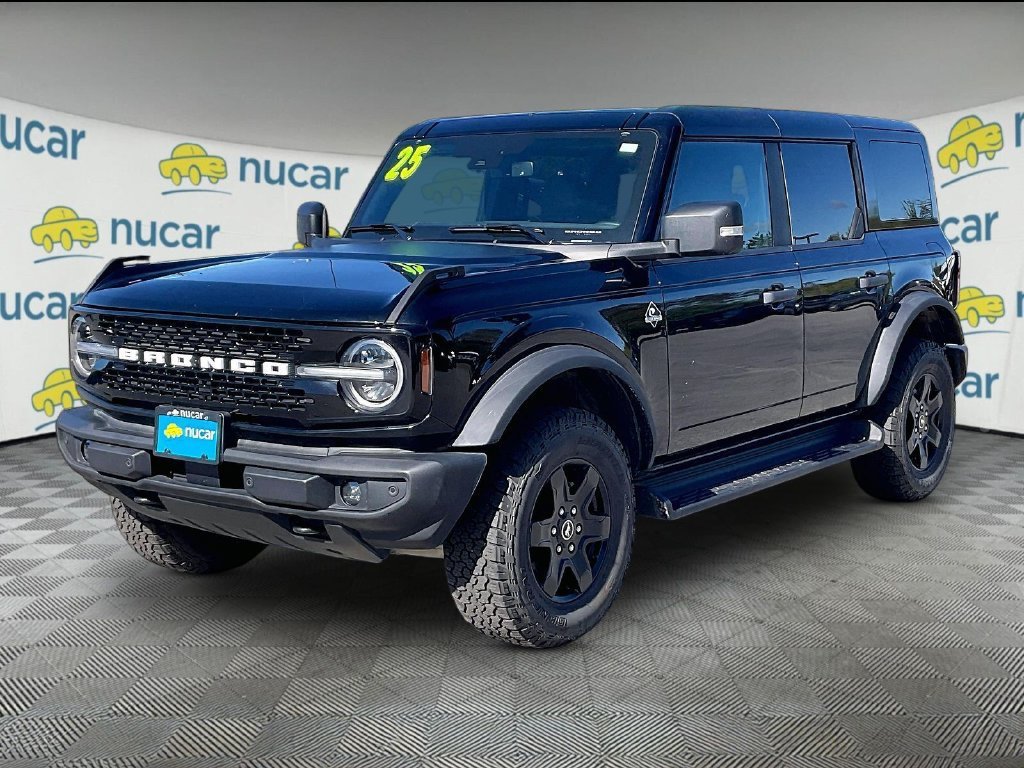 Used 2025 Ford Bronco Outer Banks AWD/4WD image 3