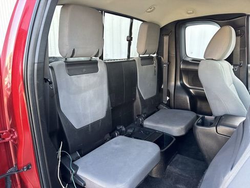 Used 2022 Toyota Tacoma SR w/ SX Package image 27