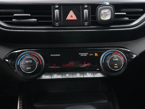 Used 2022 Kia Forte GT-Line w/ GT-Line Technology Package FWD image 43